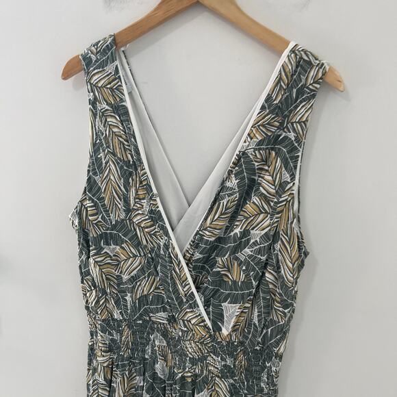 Nine West Palm Leaf Print Faux Wrap Jumpsuit Size XL - Picture 2 of 6